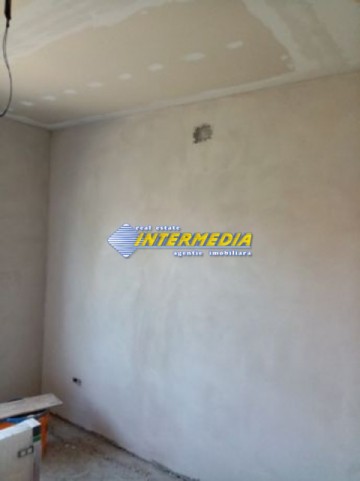 casa-de-vanzare-in-alba-iulia-semi-finisata-2